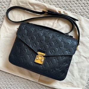 Louis Vuitton Empreinte Pochette Metis Black